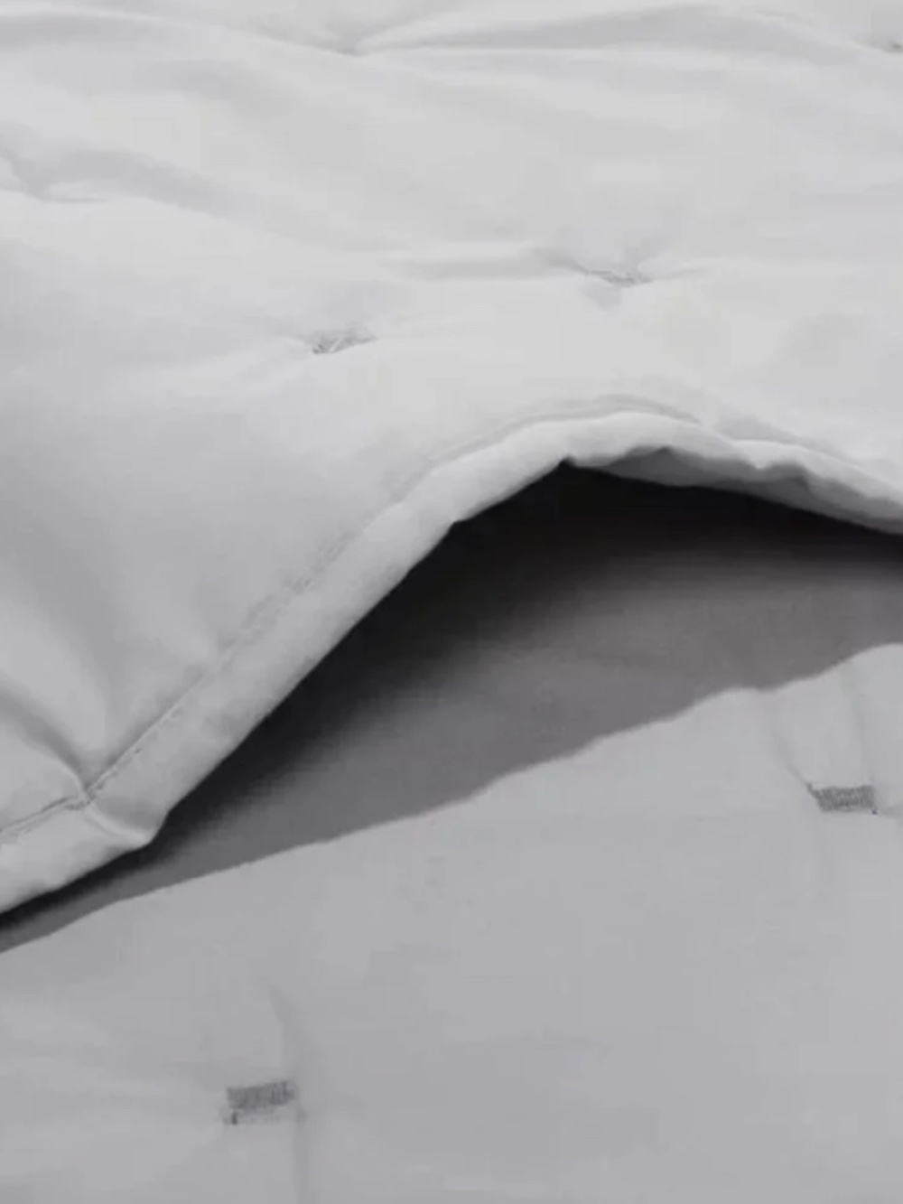 Sky Tufted Quilted Twin Coverlet Set NWT - Picture 2 of 3